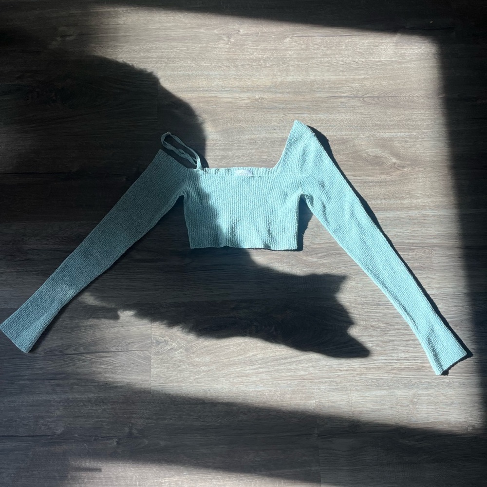 Oh Polly Stylish Sage Green Long Sleeve Crop Top